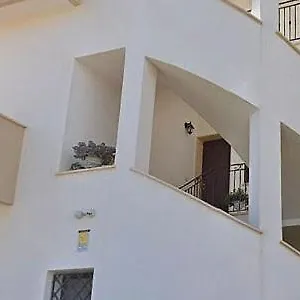 https://rosas-house-bed-and-breakfast.sicilyhotelsitaly.net